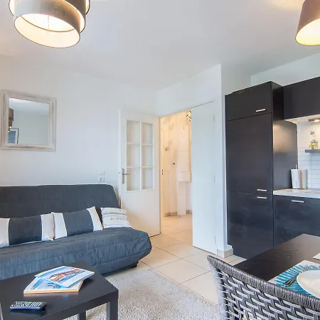 Blue Bay-1 By Interhome Appartement Deauville