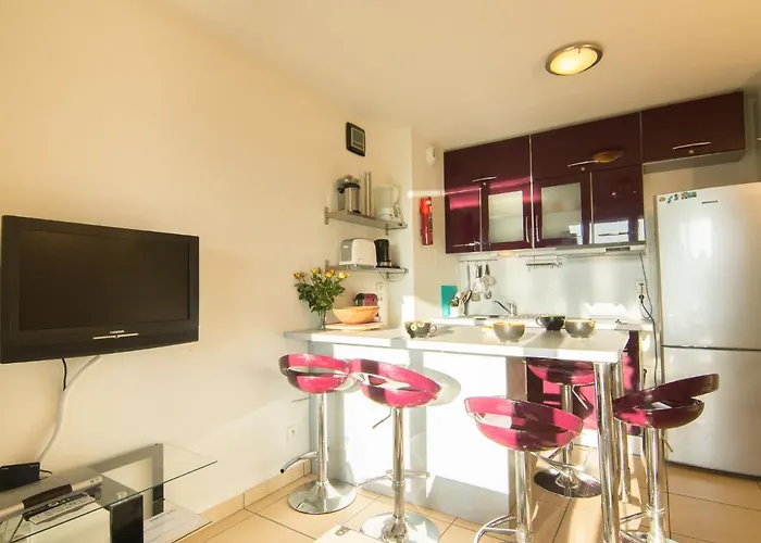 Blue Bay-1 By Interhome * 多维尔